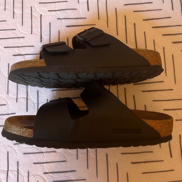Women’s Birkenstocks - Picture 3 of 5